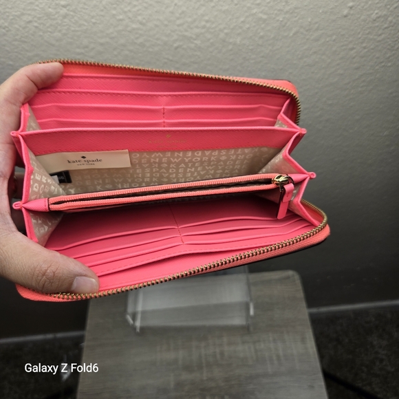 Kate Spade New York Pink Leather Pineapple Wallet Zip‎ Around Long Continental - Picture 3 of 10